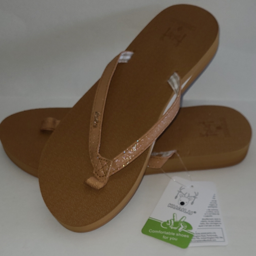 NWT Kuailu Yoga Sandals